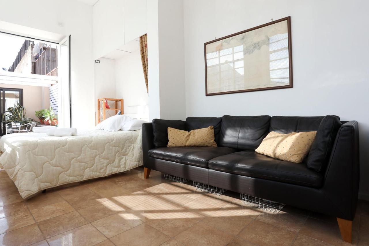 Ponti Rossi Sunny Apartment